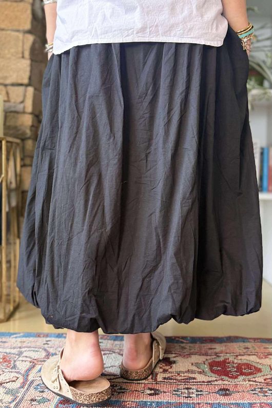 Paloma Bubble Hem Midi Skirt Black